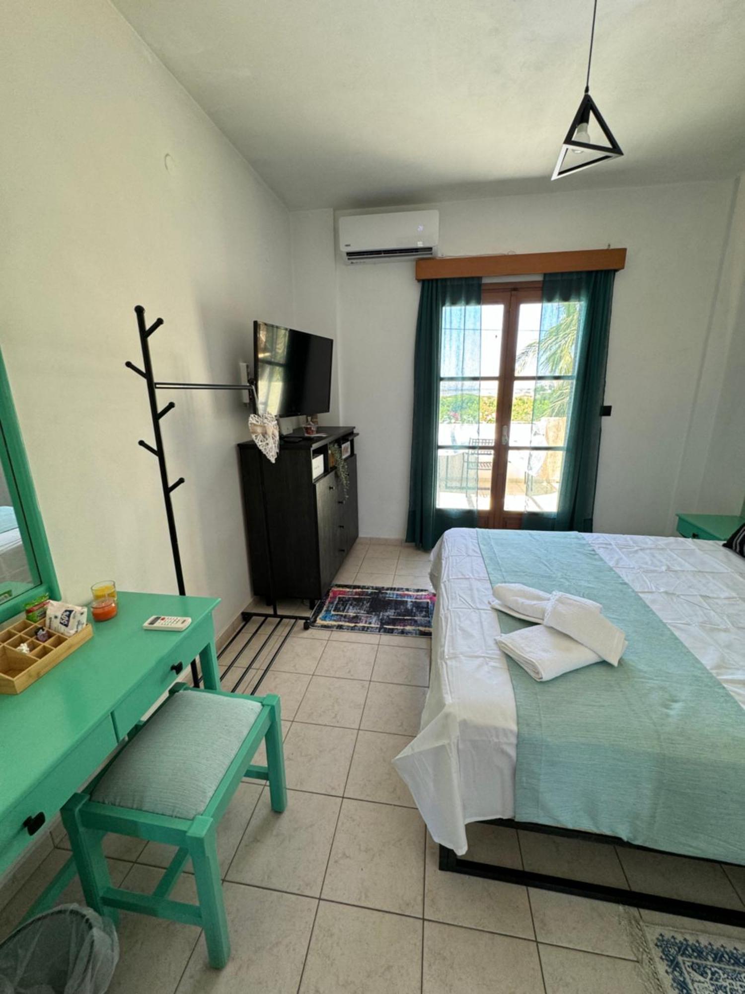 Breathe Easy Living Apartment